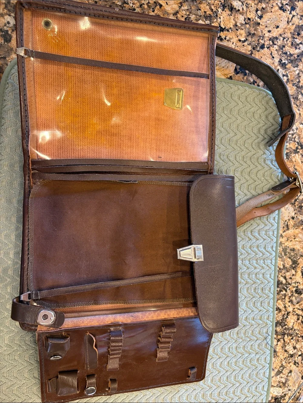 Vintage 1993 Russian Leather Officer Field Map Bag Military Satchel 12”x9”